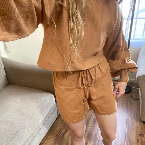 Unbranded | Knit Two Piece Lounge Outfit Set - Picture 4 of 4